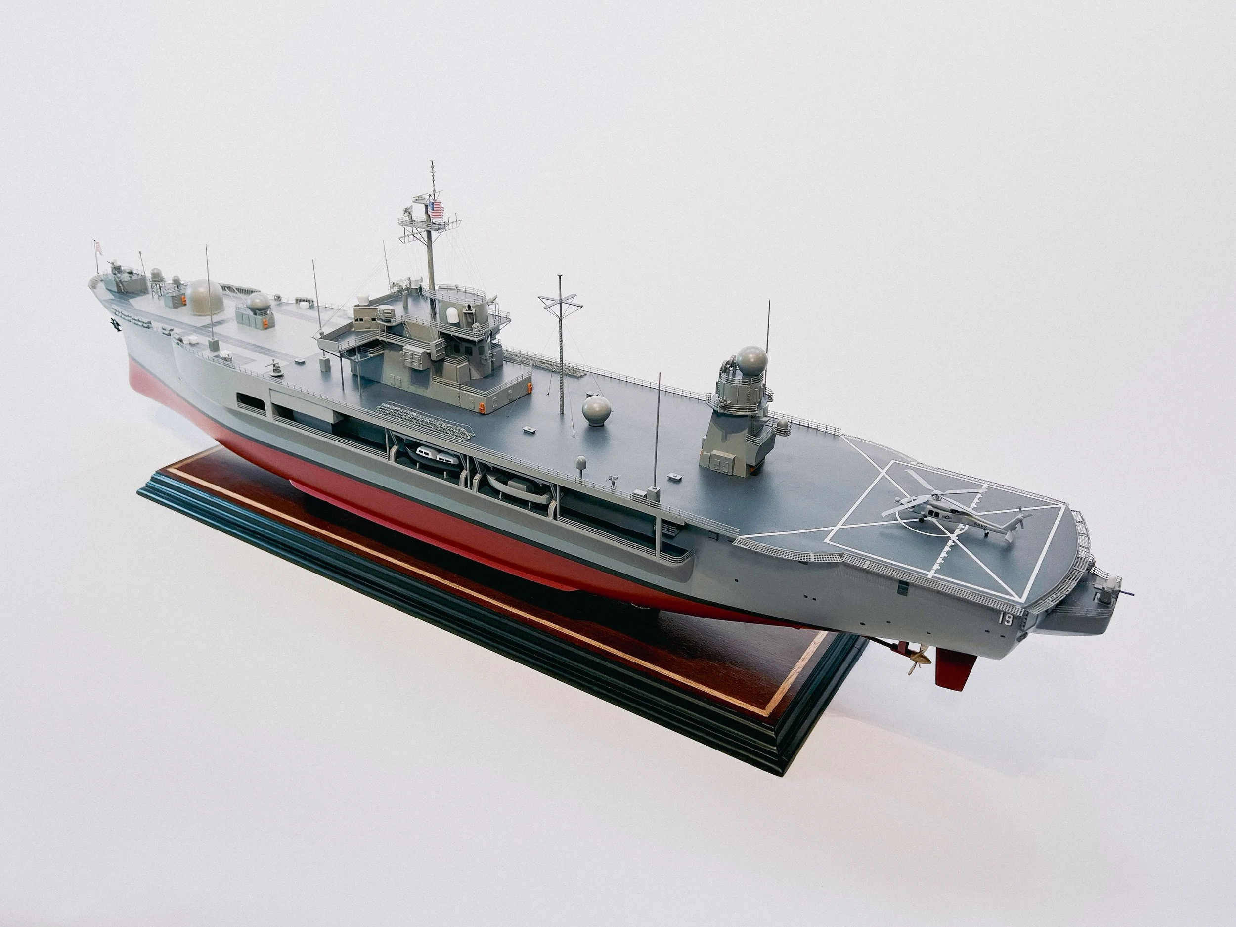 Museum of Military Models - USS Blue Ridge (LCC-19)